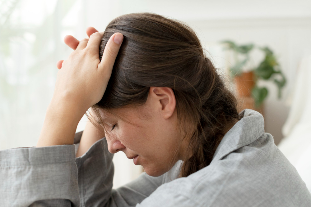woman-suffering-from-migraine-headache